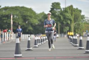 BIB: 4611
                            <button type="button" onclick="openModal(4941840)" class="btn btn-primary btn-sm float-right btn-popup" data-toggle="modal" data-target=".modal-high-quality">
                        <i class="fas fa-shopping-cart"></i> Add to Cart
                    </button>
                                            <button type="button" onclick="isThisMe(4941840, true)" class="btn btn-success btn-sm float-right btn-popup btn-isme hidden" data-toggle="tooltip" data-placement="bottom" title="นี่คือรูปของคุณใช่ไหม คลิกที่นี่เพื่อเอาเข้าอัลบั้ม">
                        <i class="fas fa-plus"></i> Add to album
                    </button>
                    <button type="button" onclick="isThisMe(4941840, false)" class="btn btn-warning btn-sm float-right btn-popup btn-isnotme hidden">
                        <i class="fas fa-ban"></i> Remove from album
                    </button>